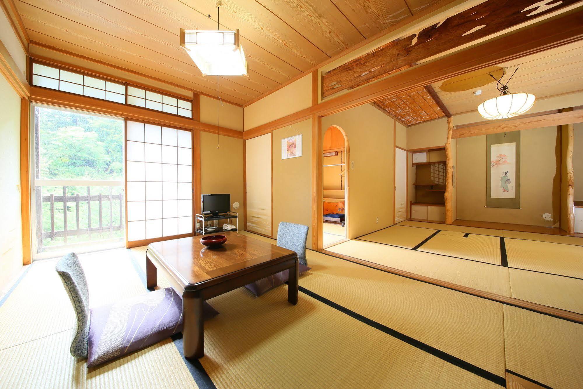 Yama No Yado Meiji Onsen Chino Exterior photo